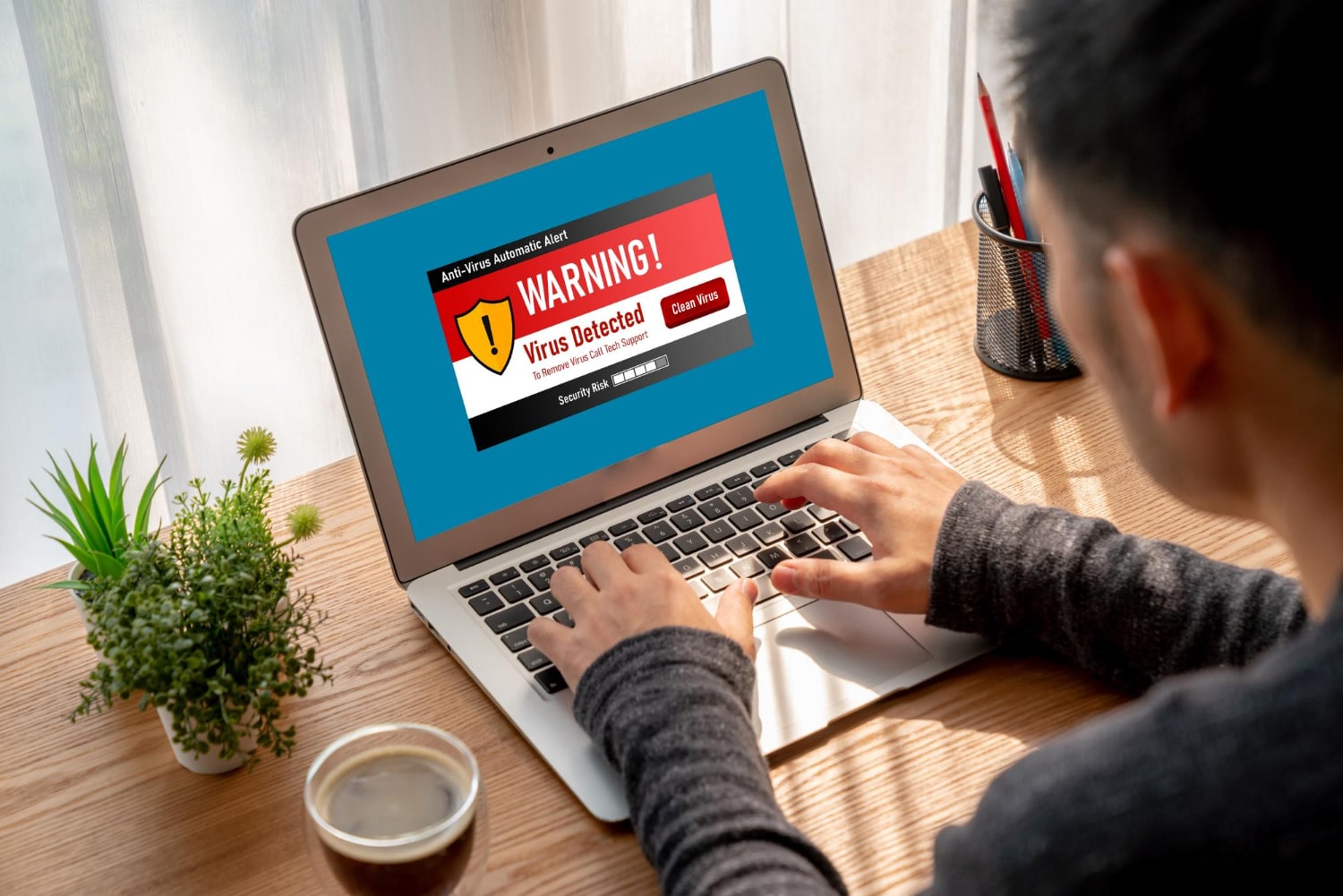 virus-warning-alert-computer-screen-detected-modish-cyber-threat-min virus-warning-alert-computer-screen-detected-modish-cyber-threat-min